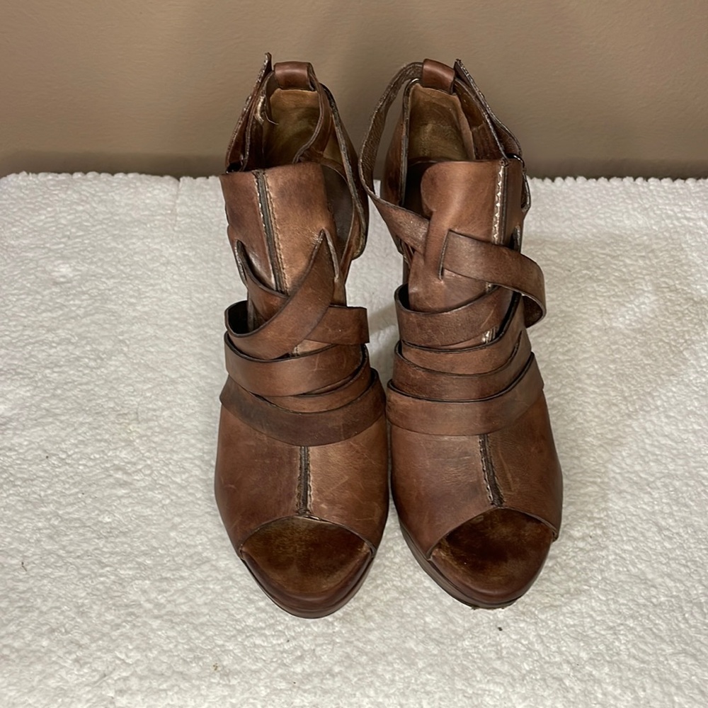 Vera Wang High Platforms